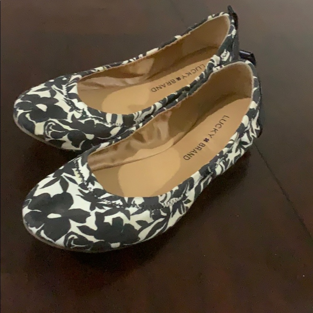 Lucky Brand Flower Flats